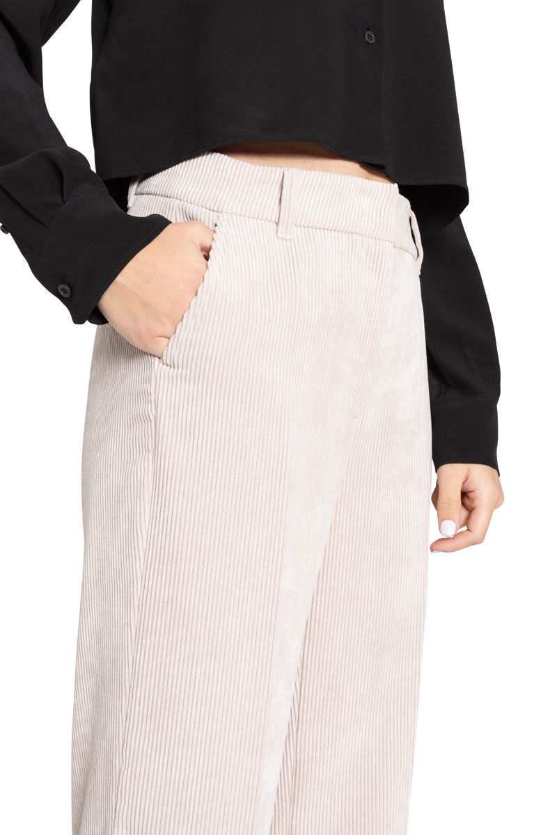 Amelie Milky Moon Cord
